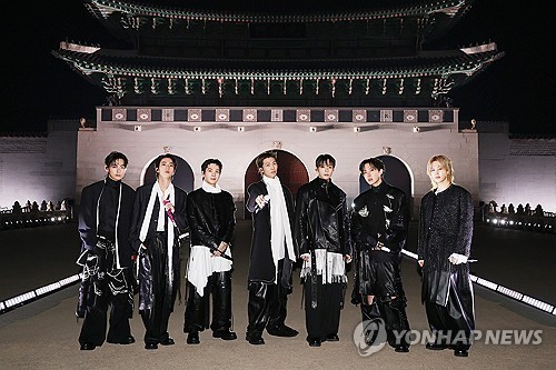 BTS to begin largest K-pop world tour in Goyang < K-Pop < Wellness